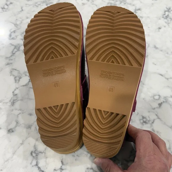 Troentorp “Raspberry” color Leather Clogs with Buckle New Without tags - Picture 7 of 8